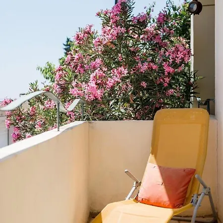Apartment Tantina West